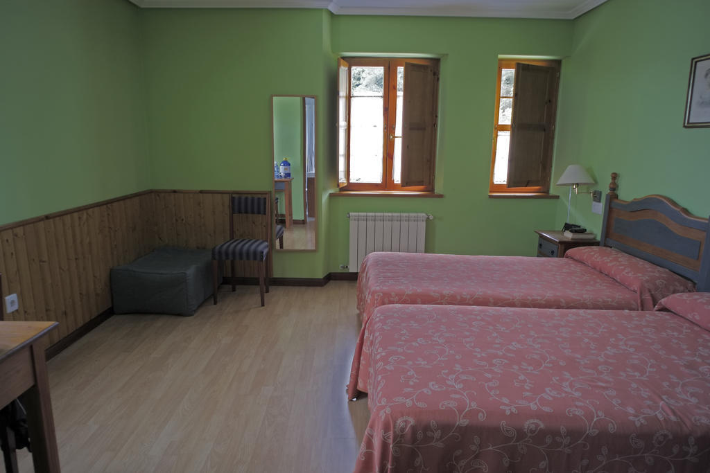 La Rectoral De San Juan Guest House El Franco Стая снимка