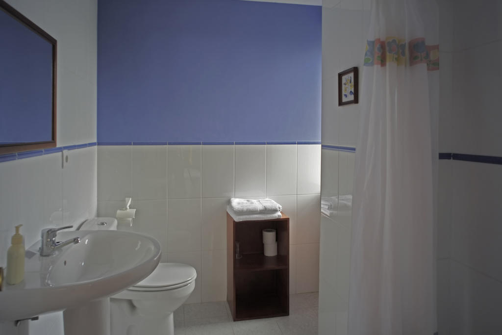 La Rectoral De San Juan Guest House El Franco Стая снимка