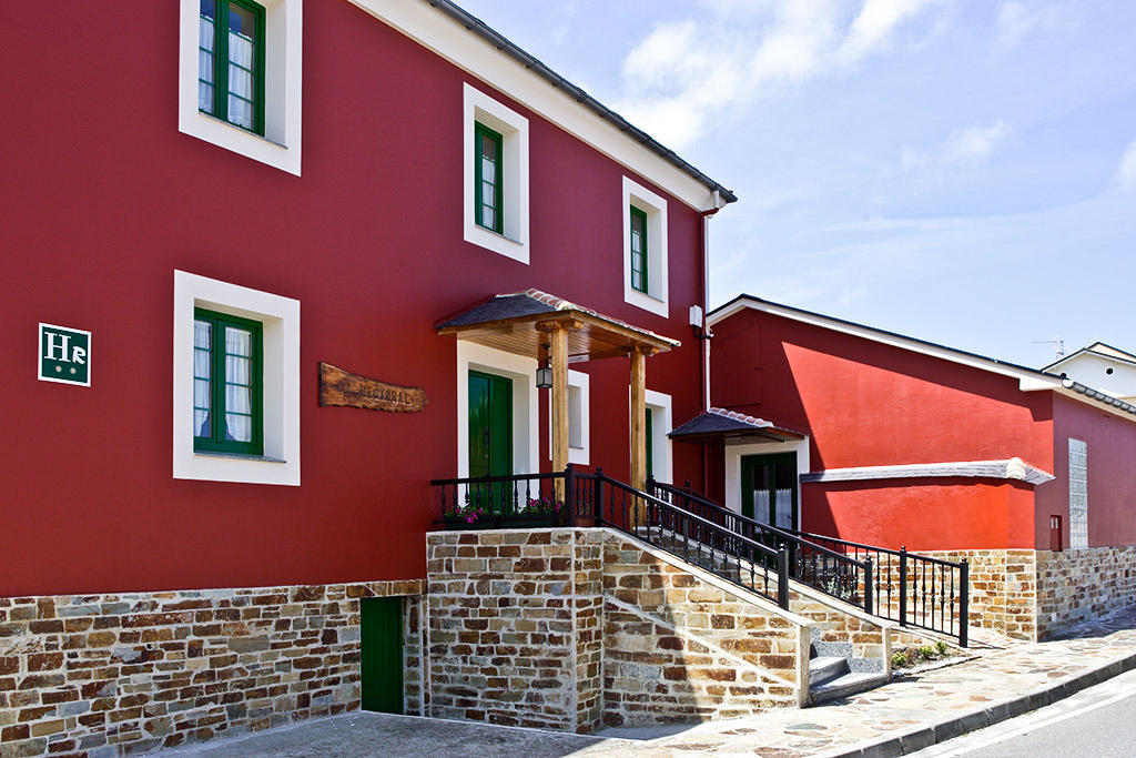 La Rectoral De San Juan Guest House El Franco Екстериор снимка